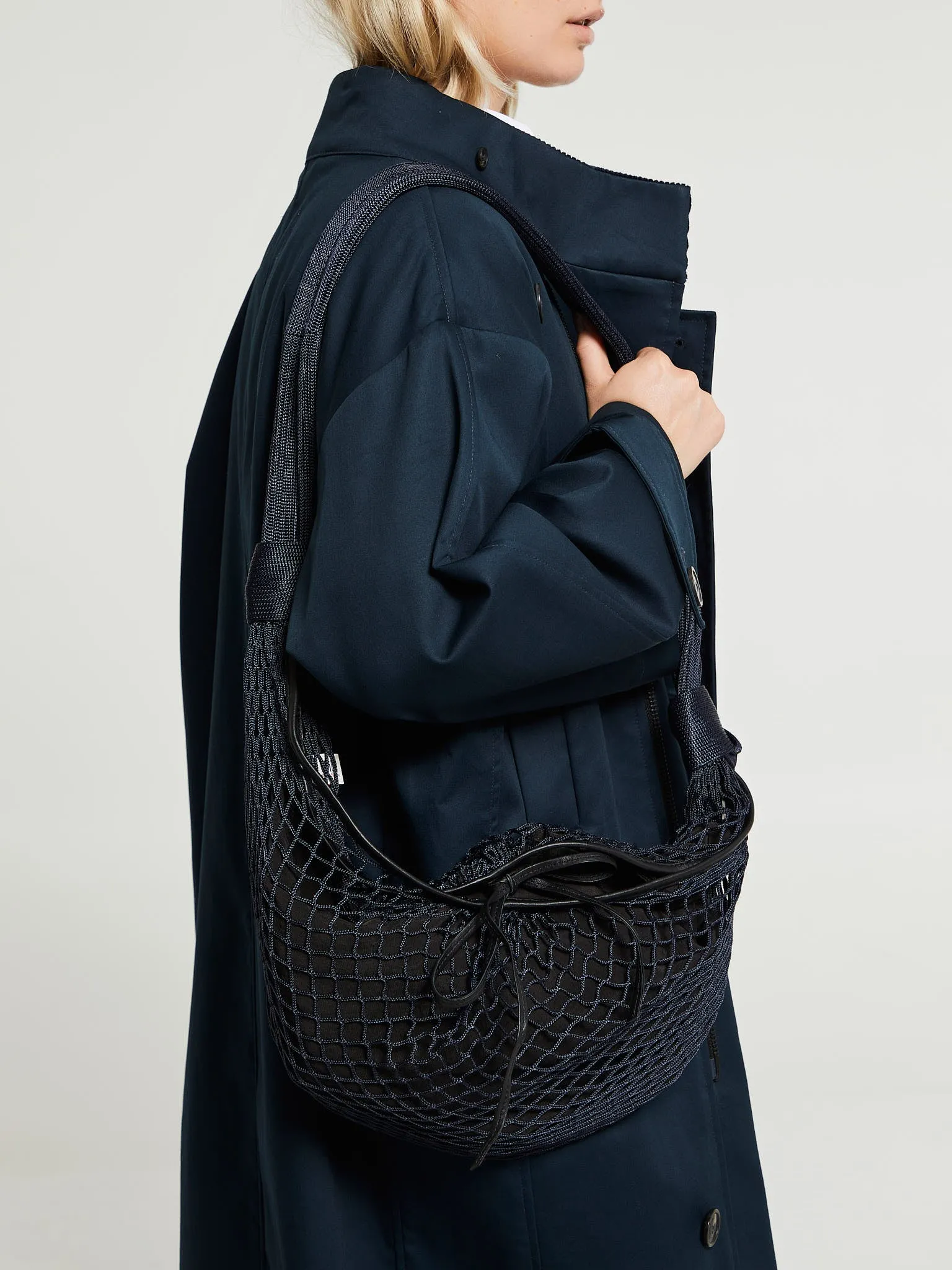 Croissant Filt Bag in Midnight Violet