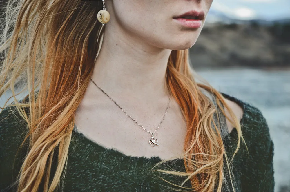 Samantha Faye Small Clover Pendant Necklace